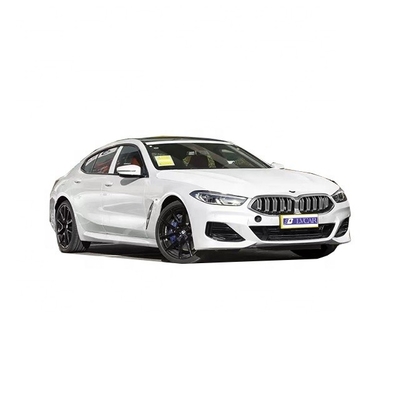 BMW 840i 2023 Carro de alto desempenho com quatro portas e janela traseira elétrica