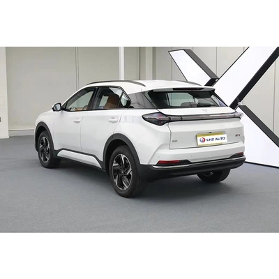 O SUV de energia de longa duração 2024 da Neta X com uma autonomia de 500 km e velocidade máxima de 150 km/h.