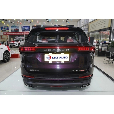 O SUV do Chery Jetour X70 em 2024 com aquecimento elétrico ajustável e espelhos dobráveis
