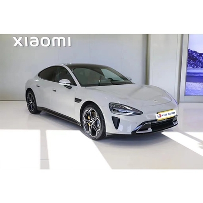 O mais recente carro esportivo de energia da Xiaomi Su7 com bateria de lítio e 838 Nm de torque máximo