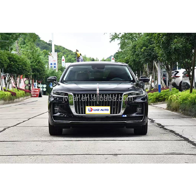 185kW Potência máxima HongQi H9 Carro chinês popular com direção à esquerda e potência de combustível