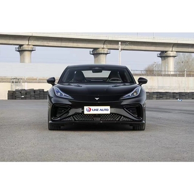 Experimente o poder do Pure Electric com o 2024 Neta GT, um carro esportivo de longa duração