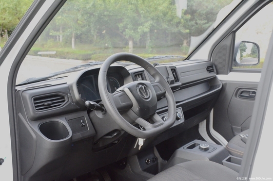 Mini camião elétrico com suspensão traseira Macpherson e volante multifunção