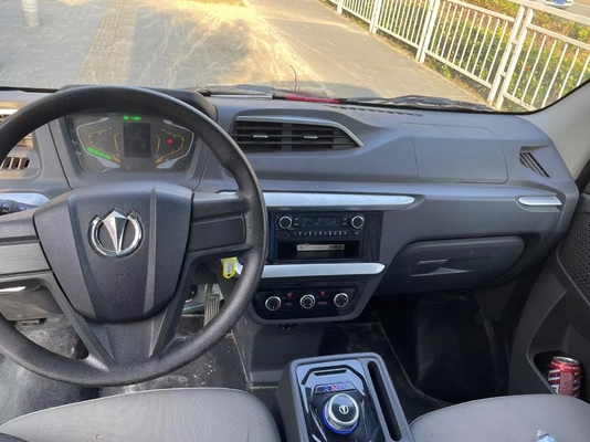 260 km de autonomia Feidi Q2V van elétrica com Macpherson suspensão traseira e direção esquerda