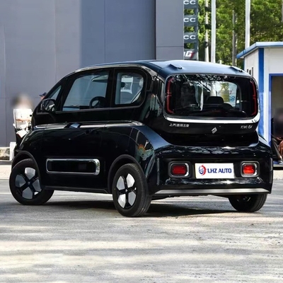 305 km de autonomia e 105 km/h de velocidade O 2024 Baojun Kiwi EV é o carro elétrico adulto mais bem classificado