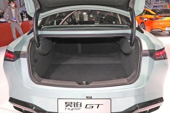 Hyper GT A combinação definitiva de estilo e desempenho em um carro esportivo elétrico