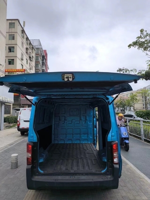 LED Electric Light Van 40000 km Kilometragem Assentos de couro e capacidades multifuncionais