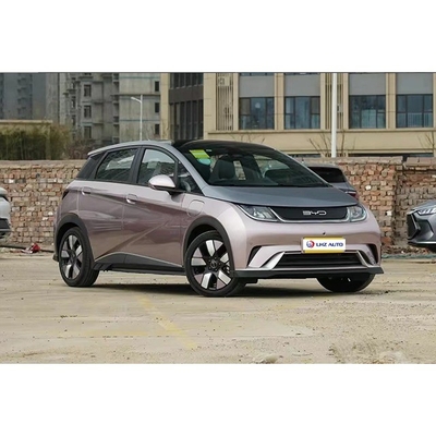 Modelo de topo da BYD Dolphin em 2024 4125 * 1770 * 1570 Dimensões e 1 hora de tempo de carregamento