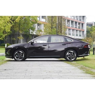 Veículo Energético 2024 Wuling Xingguang PHEV 5 portas 5 lugares Limousine Classe A com longo alcance