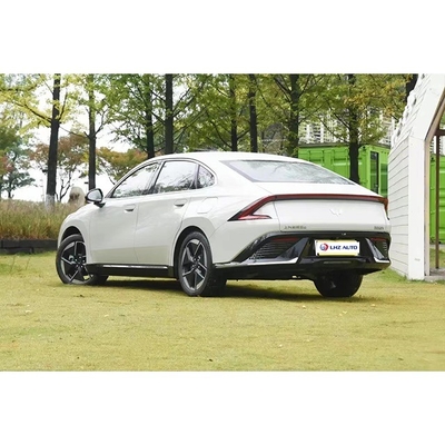 2024 Wuling Xingguang Hybrid Limousine Um 5 lugares de classe com tecnologia PHEV de longo alcance