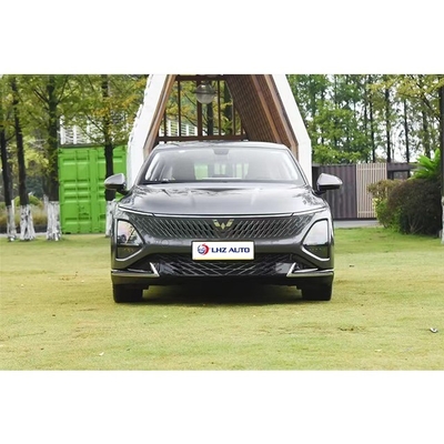 Experimente o luxo com o 2024 Starlight Hybrid Sedan de 5 portas e 5 lugares da Wuling