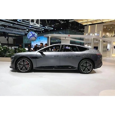 O Avatr 12 2024 é um SUV elétrico de luxo com 650 km de autonomia.