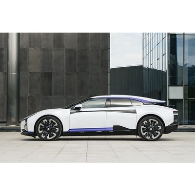 Apresento o revolucionário carro 100% elétrico da Hiphiz com uma aceleração impressionante.