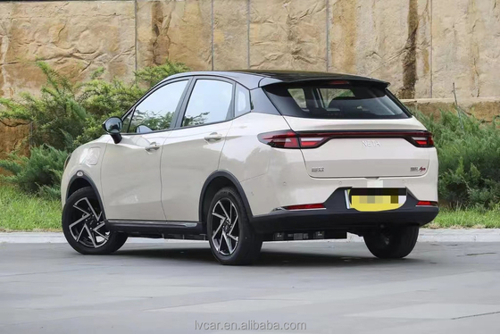 318-401 Km Long Range SUV Elétrico Carro para Adultos Neta Aya 2024 Nezha Aya Direção esquerda