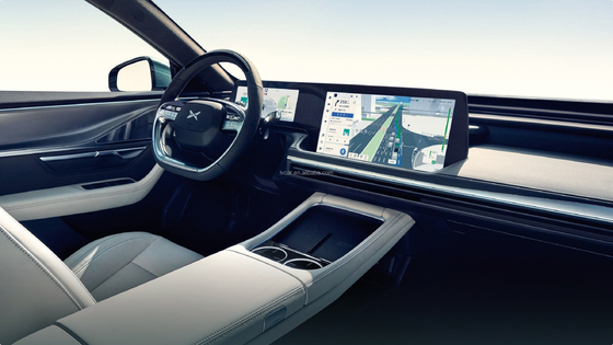 Xpeng P7 Ev 5 lugares SUV elétrico Carro com cor interior escura e tipo de motor turbo