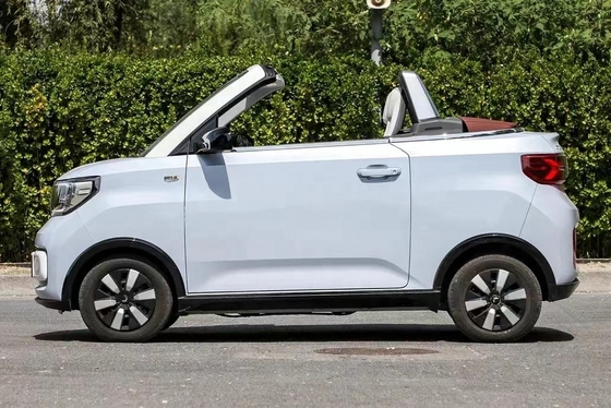 Direção esquerda Wuling Hongguang Mini Veículo elétrico puro para deslocamento ecológico
