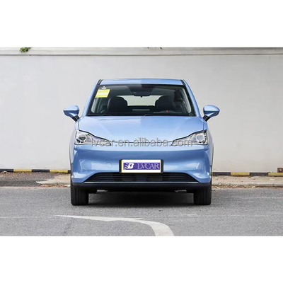 O melhor SUV pequeno da Nezha V com 401 Km de alcance de cruzeiro e características de conforto inteligentes