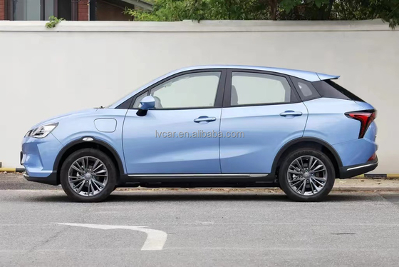 O melhor SUV pequeno da Nezha V com 401 Km de alcance de cruzeiro e características de conforto inteligentes