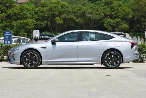 Automóvel esportivo Neta equipado com controlo de velocidade ACC com 5 lugares e energia elétrica ecológica