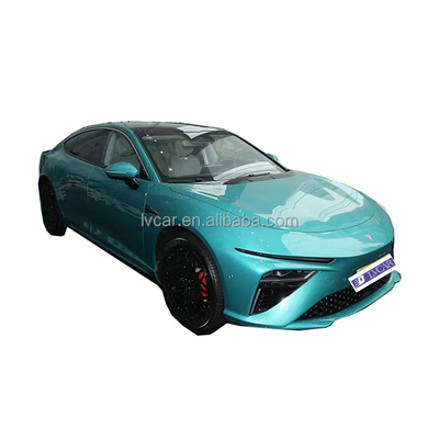2023 Nezha S 650 Luxury Electric Sports Sedan com 4 cilindros e 25001-50000 milhas