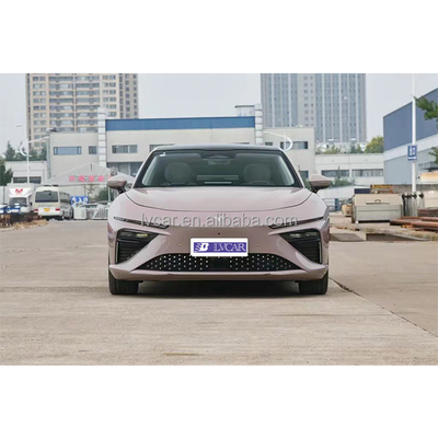 O revolucionário carro energético da Nezha S com 1 160 km de autonomia e controle de velocidade ACC