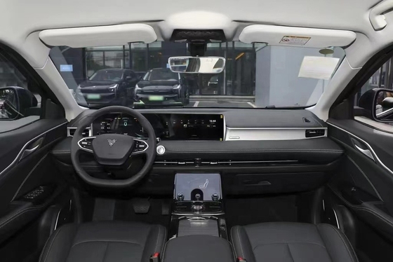 O mais recente SUV elétrico da Neta U-II 500 para casa, com 500 km de gama elétrica pura em marrom.