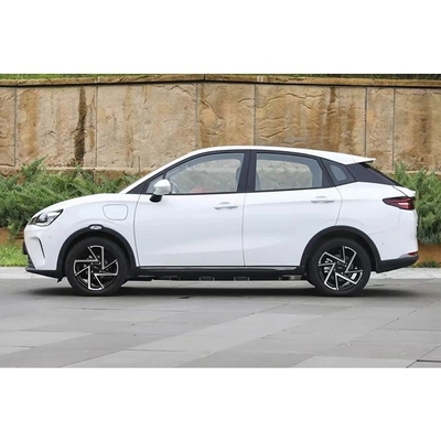 Velocidade máxima 120 Km/h 4070*1690*1540 Nezha 2023 401lite Pequeno SUV Veículo de energia de longo alcance