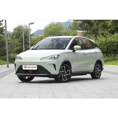 401 km de alcance elétrico puro 2023 Nezha AYA Small City SUV com velocidade máxima de até 120 Km/h