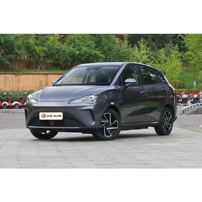 O SUV pequeno mais vendido da AYA NETA com uma autonomia de 318-401 Km e bateria de íons de lítio