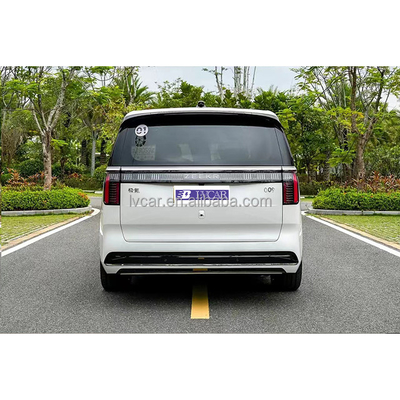 ZEEKR 009 MPV de luxo de 6 lugares com capacidade de bateria de 116kWh e tempo de carga de 0,5 horas