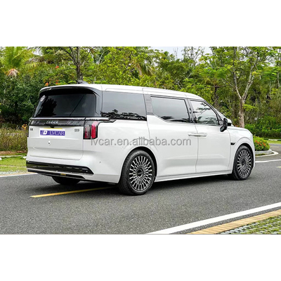 ZEEKR 009 MPV de luxo de 6 lugares com capacidade de bateria de 116kWh e tempo de carga de 0,5 horas