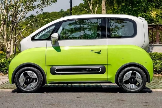 Ecrã táctil Wuling Baojun Veículo energético de quatro portas e cinco lugares com 4 mudanças para a frente