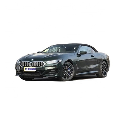 BMW 840i de alta potência com tração nas rodas traseiras Desportivo conversível com câmera traseira de 360°